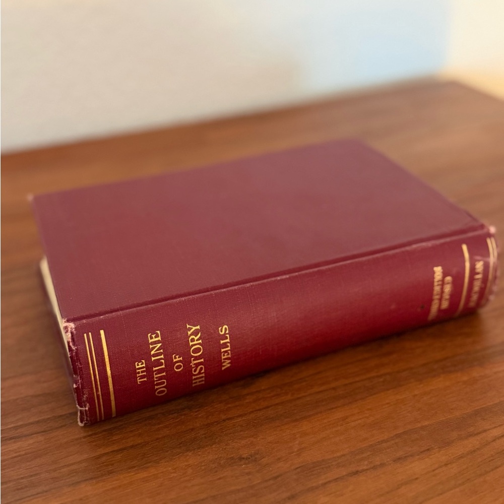 Pair of Vintage Books - Picture 6 of 8